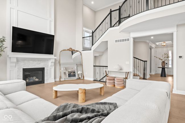 14872 Autumn View Way, House other with 5 bedrooms, 5 bathrooms and null parking in Fishers IN | Image 4