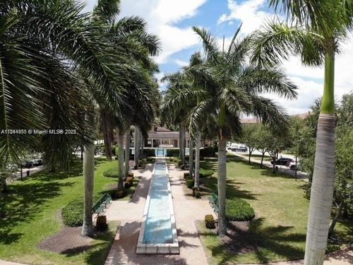 0-903 Sw 146th Ter, Pembroke Pines, FL, 33027-6137 | Card Image