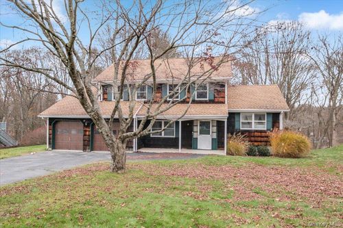 44 Mc Nair Dr, Mahopac, NY, 10541-3776 | Card Image