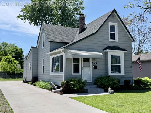 2712 Vanness St, Port Huron, MI, 48060-0900 | Card Image