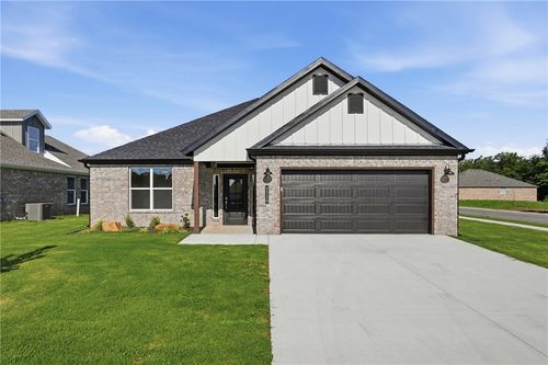2308 N Zane St, Siloam Springs, AR, 72761 | Card Image