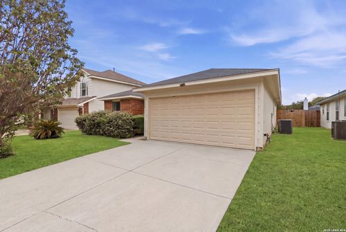8434 Trumpet Cir, Converse, TX, 78109-3577 | Card Image