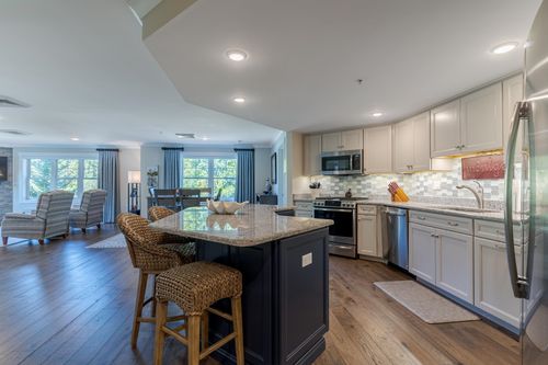 unit-203-150 Us Highway 1 Byp, Portsmouth, NH, 03801-6091 | Card Image