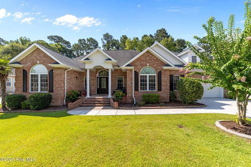 595 S Middleton Dr Nw, Calabash, NC, 28467-2135 | Card Image