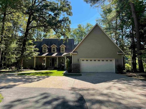 190 Peregrine Dr, Pine Bluff, AR, 71603-9304 | Card Image