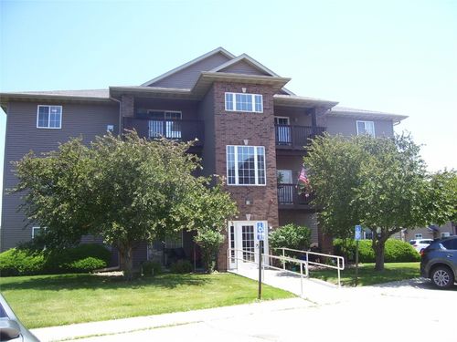 apt-11-505 Penn Ct, North Liberty, IA, 52317-8404 | Card Image