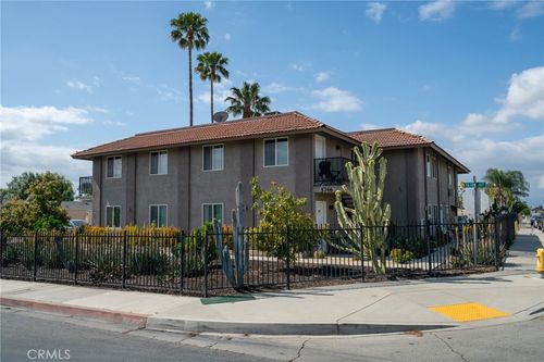 5746 Tilton Ave, Jurupa Valley, CA, 92509-8601 | Card Image