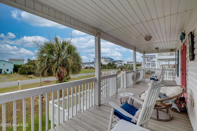 108 W Dolphin Dr, House other with 3 bedrooms, 2 bathrooms and null parking in Oak Island NC | Image 16