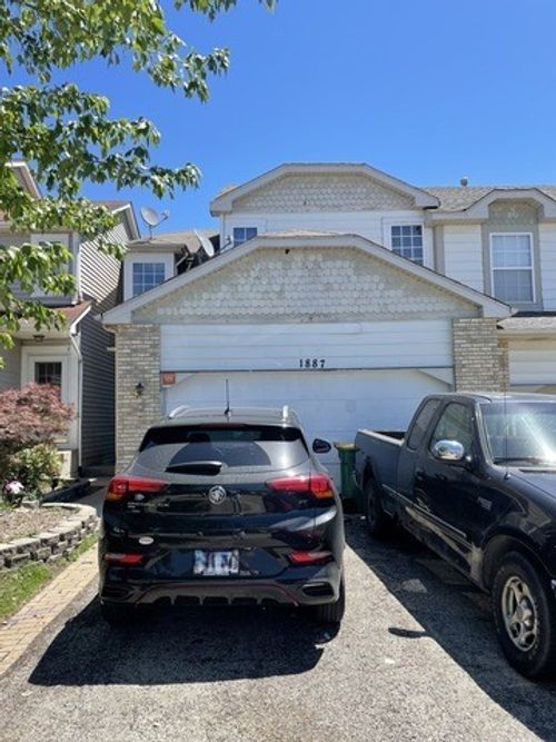 1887 Nicole Ln, Round Lake Beach, IL, 60073-5100 | Card Image