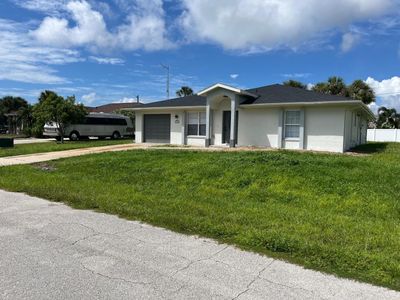 4469 Cunningham Street, House other with 3 bedrooms, 2 bathrooms and null parking in Port Charlotte FL | Image 2