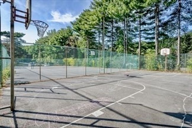 315 - 315 Regency Park Dr, Condo with 2 bedrooms, 2 bathrooms and null parking in Agawam MA | Image 26