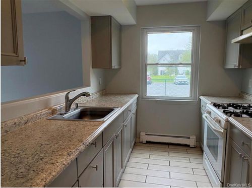 5-32 Palmer Ave, Middletown, NY, 10940-5335 | Card Image