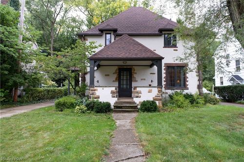 176 Stanford Dr, Berea, OH, 44017-1540 | Card Image