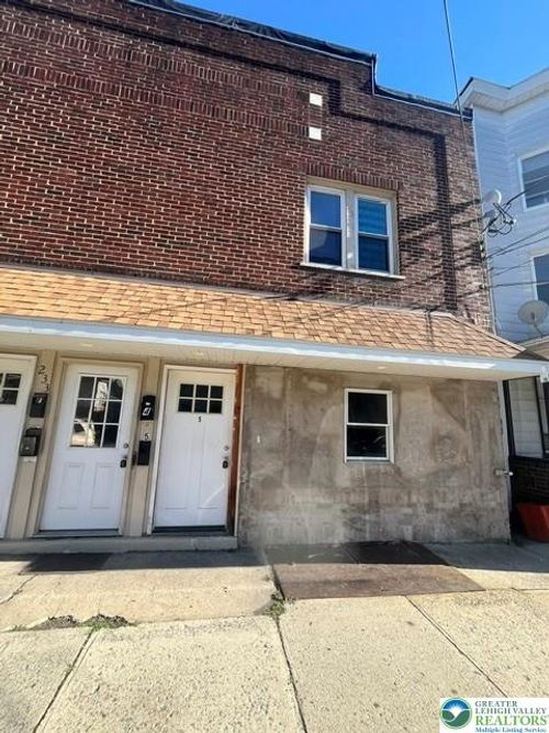 233 E Ridge Street, Lansford Boro, PA, 18232 | Card Image
