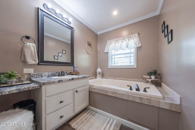 110 Barr Simmons Ln, House other with 3 bedrooms, 2 bathrooms and null parking in Mc Daniels KY | Image 30