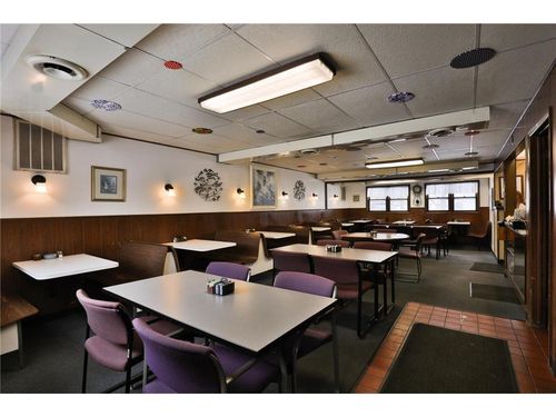 827 S Pine St, GRANTSBURG, WI, 54840-7939 | Card Image