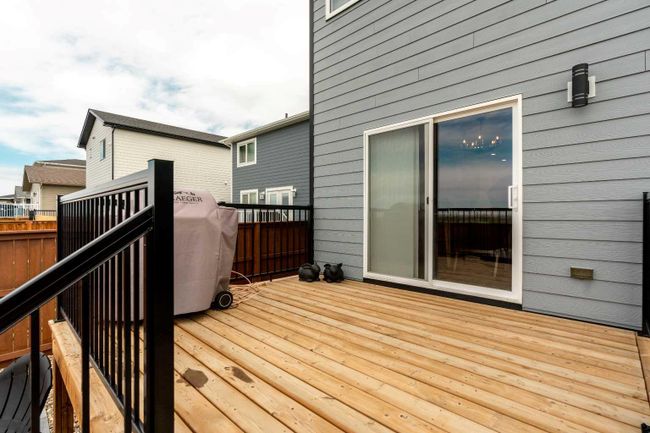 150 Prairie Gold St, Home with 3 bedrooms, 2 bathrooms and 7 parking in Taber AB | Image 38
