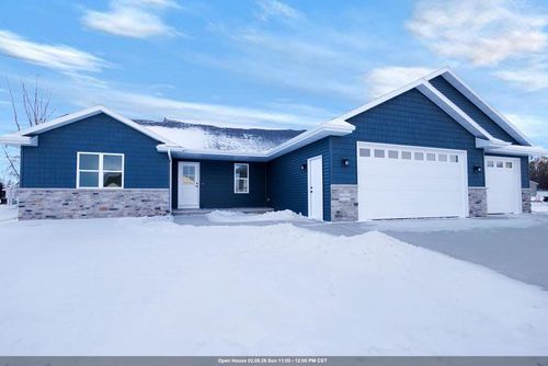 W7055 Otis Drive, Greenville, WI, 54942 | Card Image