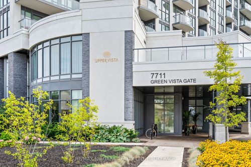 702-7711 Green Ave, Niagara Falls, ON, L2H1R1 | Card Image
