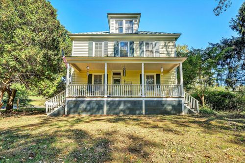 1095 Old Ferrum Rd, Ferrum, VA, 24088-2519 | Card Image