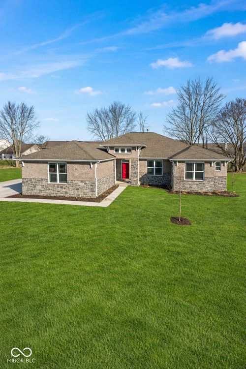 6890 Enclave Dr, McCordsville, IN, 46055-4469 | Card Image