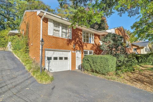 4566 Oakland Blvd Nw, Roanoke, VA, 24012-2531 | Card Image