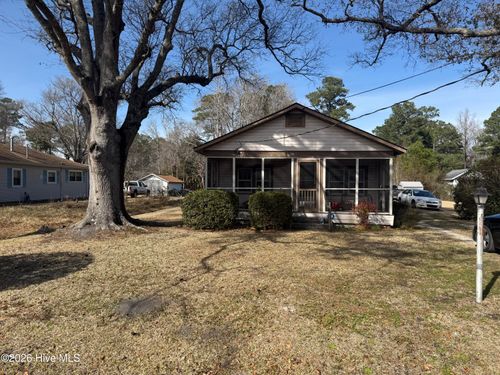 111 Victoria Dr, Wilmington, NC, 28401-8836 | Card Image