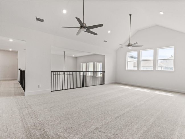 Pomona_Executive_Veronica_72_Upstair Living_01 | Image 30