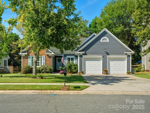 11226 Fox Cove Dr, Charlotte, NC, 28273-8819 | Card Image