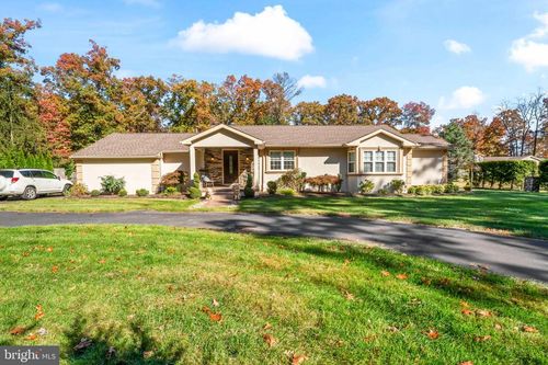 367 Hartford Rd, Mount Laurel, NJ, 08054-9797 | Card Image