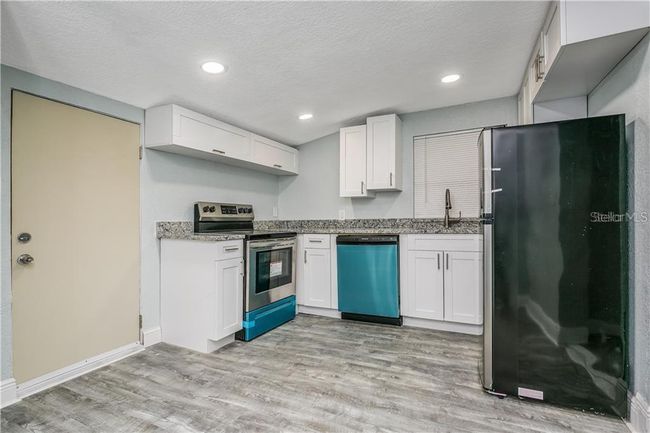 Front House kitchen | Image 30