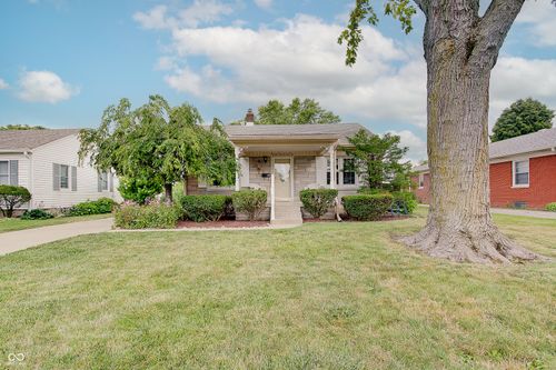 426 N 11th Ave, Beech Grove, IN, 46107-1104 | Card Image