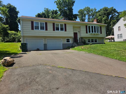 172 Country Hills Rd, Hamden, CT, 06514-3218 | Card Image