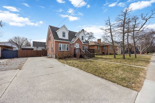 617 Cathcart Blvd, Sarnia, ON, N7V2N1 | Card Image