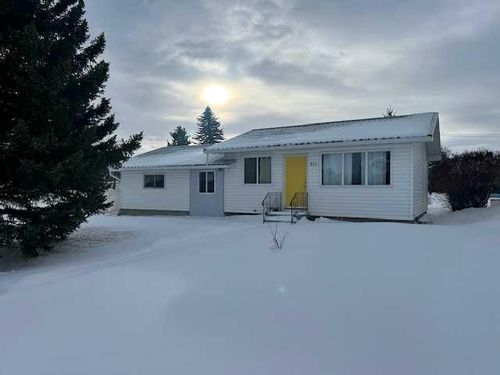 {{alt}} | Card Image