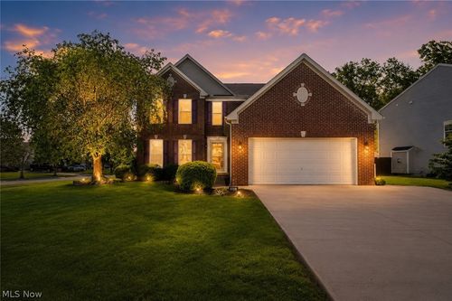 6901 Buck Horn Blvd, Lorain, OH, 44053-1889 | Card Image