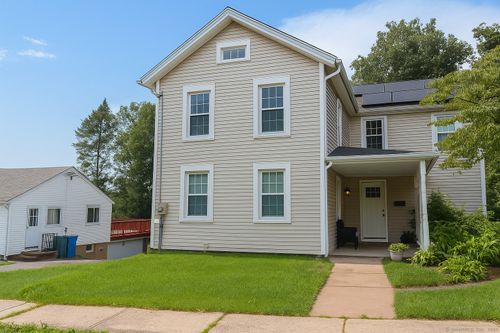 17 Strongs Ave, Portland, CT, 06480-1425 | Card Image