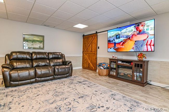 Downstairs Den | Image 37