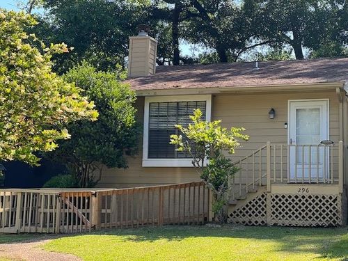 296 Whetherbine Way E, TALLAHASSEE, FL, 32301-8521 | Card Image