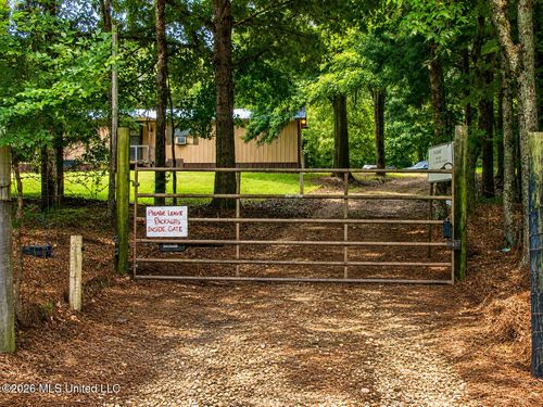 12625 Byhalia Road, Byhalia, MS, 38611 | Card Image