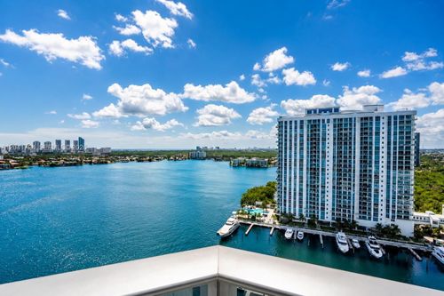 1407-17301 Biscayne Blvd, Aventura, FL, 33160-4895 | Card Image