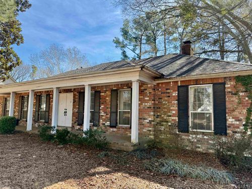 8077 Farmington Blvd, Germantown, TN, 38138-3001 | Card Image