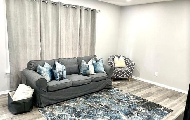 17 Swanston Cres, House other with 3 bedrooms, 1 bathrooms and 2 parking in Ajax ON | Image 8