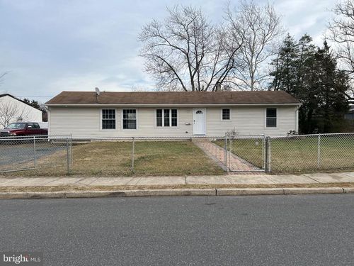 121 Belmont Drive, TOMS RIVER, NJ, 08757 | Card Image