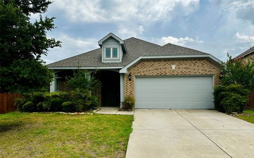 3011 Winecup Ct, Heartland, TX, 75126-0895 | Card Image