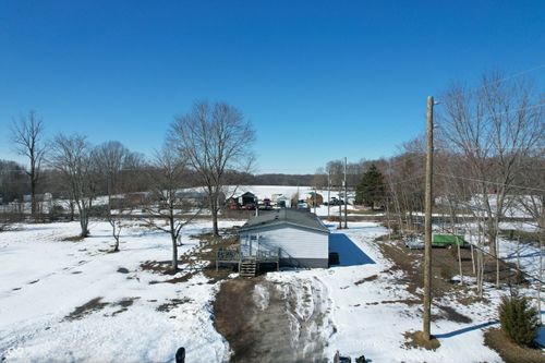 1464 Hawthorne Dr, North Vernon, IN, 47265-9040 | Card Image