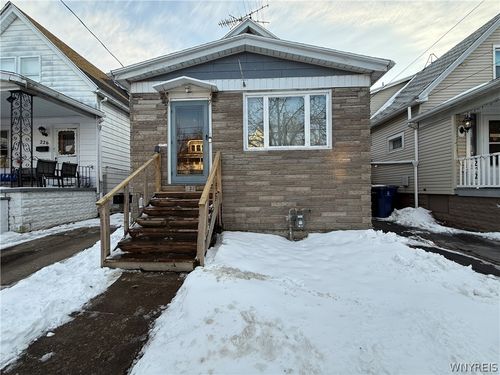 228 Newfield St, Buffalo, NY, 14207-1202 | Card Image