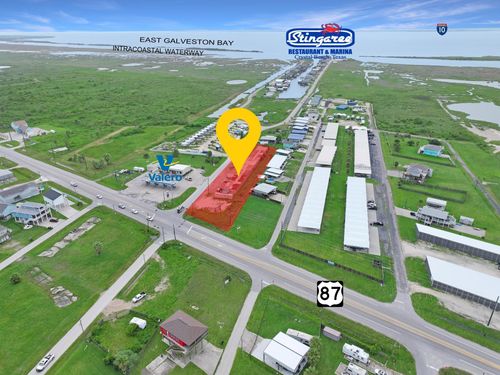 1012 N Stingaree Dr, Crystal Beach, TX, 77650 | Card Image