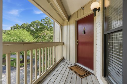 132 New Kent Pl, Cary, NC, 27511-4556 | Card Image