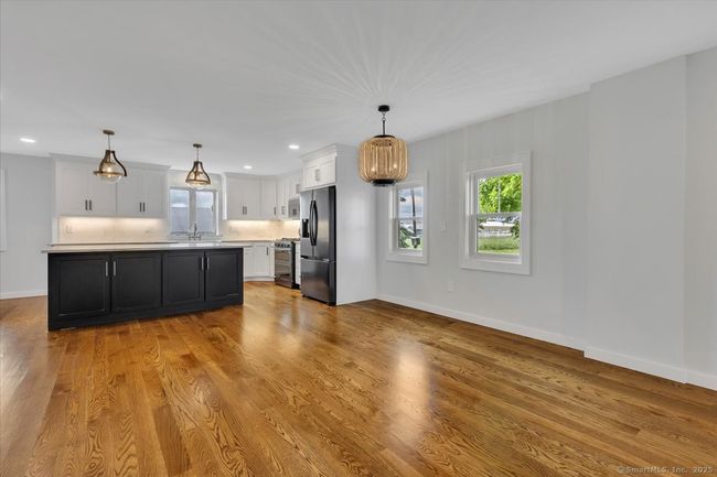 183 Bailey St, House other with 3 bedrooms, 3 bathrooms and 8 parking in Glastonbury CT | Image 11